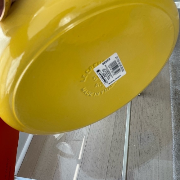 Le Creuset Soleil 29 cm Oval Dutch Oven BNIB - Picture 4 of 6